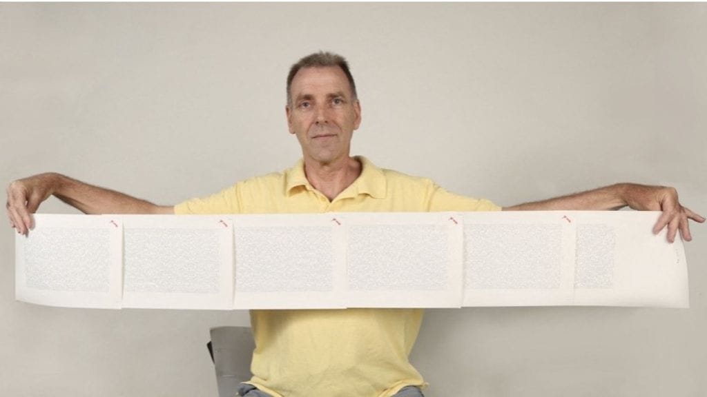 Uusiseelantilaisen Laurence Watkinsin syntymätodistuksessa on peräti kuusi sivua.