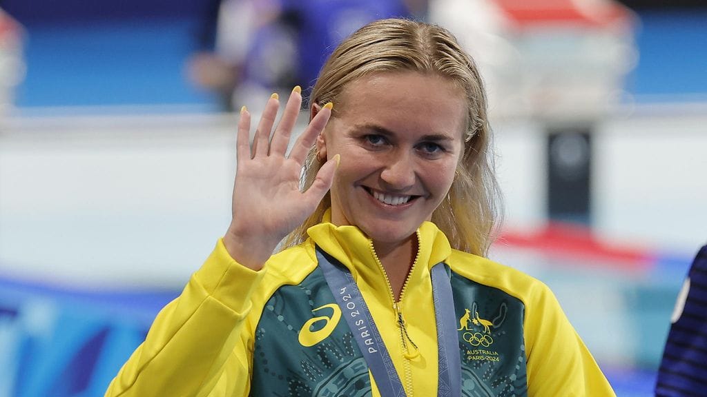 Ariarne Titmus laittaa pillit pussiin.