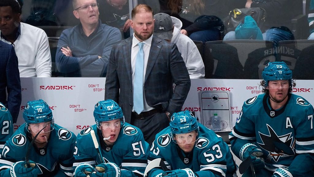 Ryan Warsofskyn valmentama San Jose Sharks on taas vaarassa jäädä NHL:n häntäpäähän.