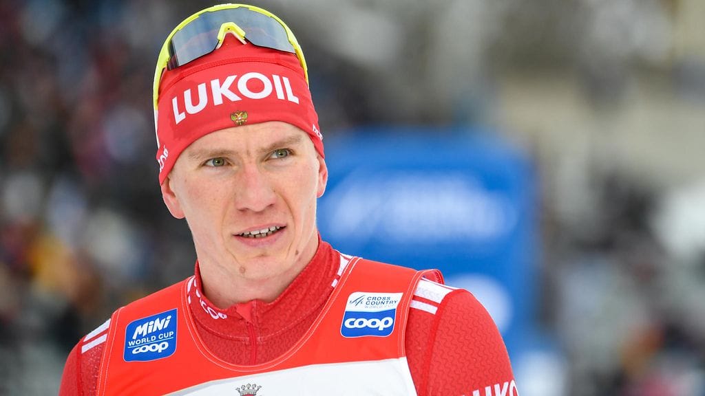 Venäläinen maastohiihtotähti Aleksander Bolshunov ei pääse kansainvälisiin kisoihin tulevallakaan kaudella.