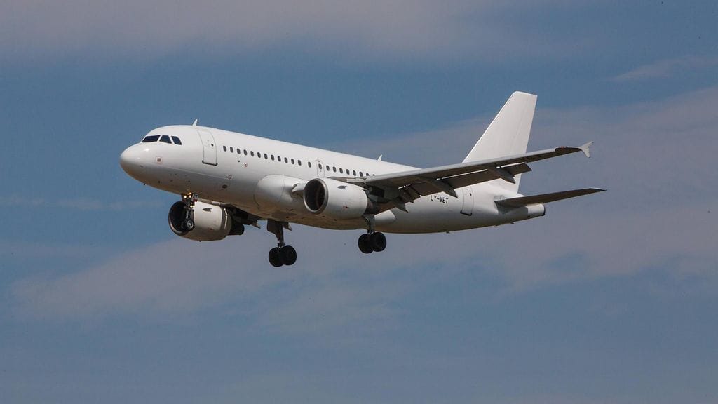 Vilnan lentokentältä jouduttiin ohjaamaan lentoja muualle. Kuvituskuva.