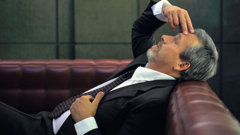 Makuuasennossa paheneva pääkipu pitää tutkia.