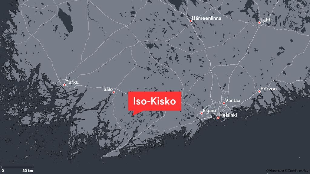 Pelastuslaitos on matkalla turmapaikalle Iso-Kiskon järvelle.