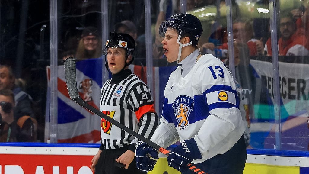 Jesse Puljujärvi, 27, on pelannut Leijonissa kolmella kaudella uransa aikana – viimeksi MM-kisoissa 2024 (kuvassa).
