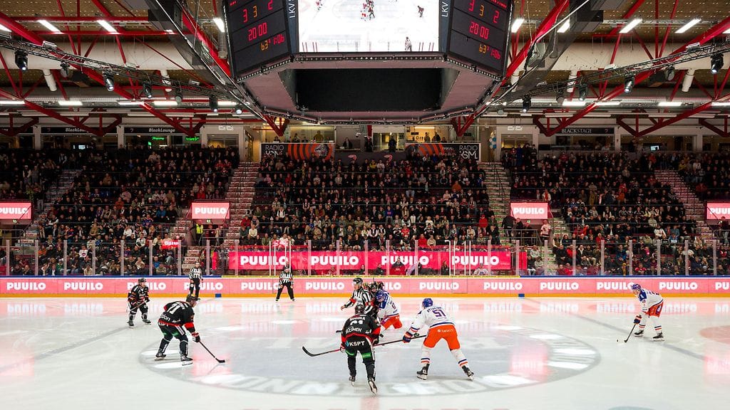 JYP pääsee jatkossa pelaamaan Jyväskylässä uudistetussa ja aiempaa tilavammassa jäähallissa.