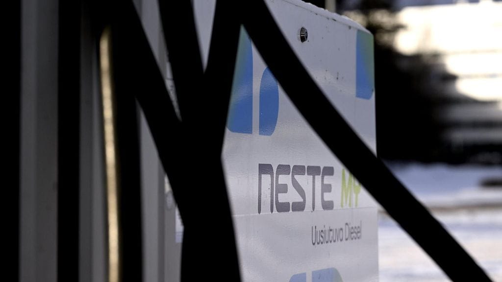 Kuvituskuvassa Nesteen kylmäasema Vantaalla 13. helmikuuta.