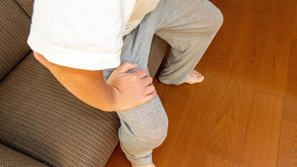 Välillä kannattaa jaloitella. Tuoreen tutkimuksen mukaan mieli voi piristyä istumista vähentämällä.