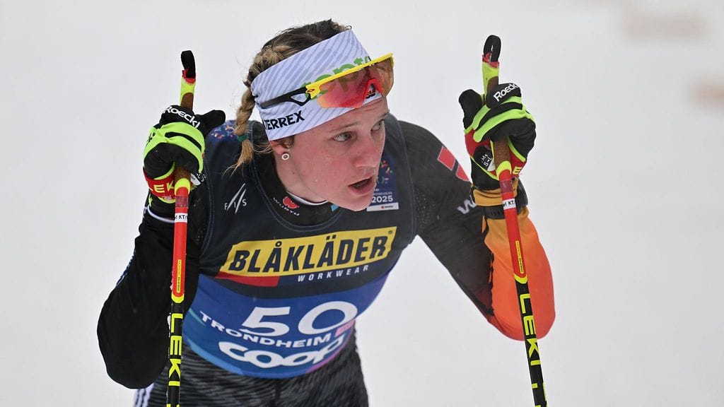 Victoria Carl sai Saksan hiihtoliitolta vuoden maastohiihtäjän palkinnon dopingkärystä huolimatta.