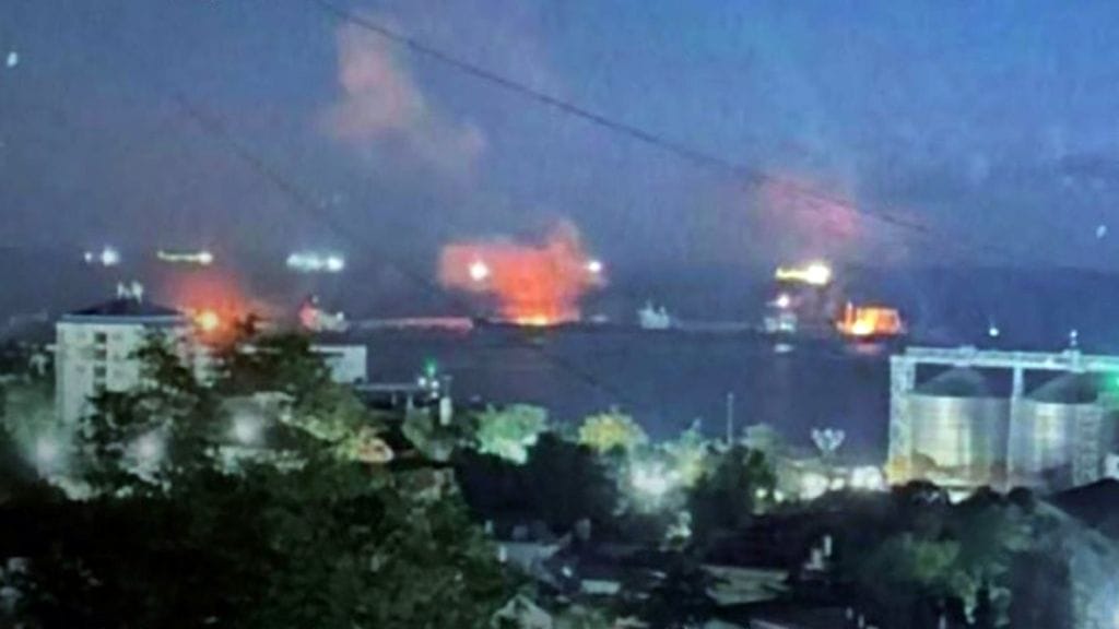 Ukraina on elokuun alun ja lokakuun 16. päivän välillä tehnyt ainakin 58 iskua Venäjän energiateollisuuden kannalta keskeisiin kohteisiin, Reuters laskee. Sittemmin hyökkäyksiä on tapahtunut useita joka viikko. Ukrainan asevoimat jakoi kuvan tuoreimmasta Krasnodar Krain iskusta. Kuvan aitoutta ei ole vahvistettu.