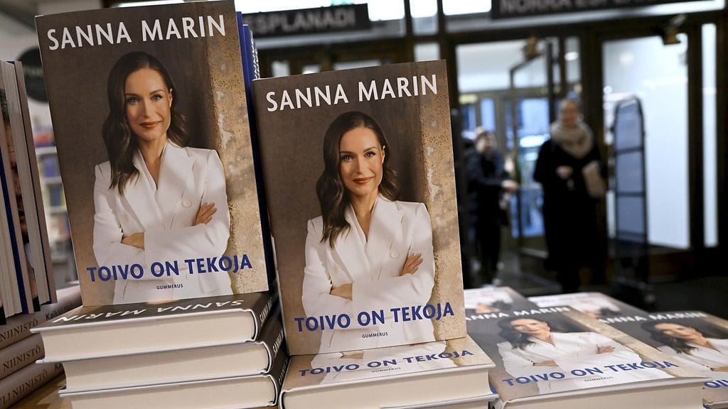 Ex-pääministeri Marinin muistelmateos on nimeltään Toivo on tekoja.