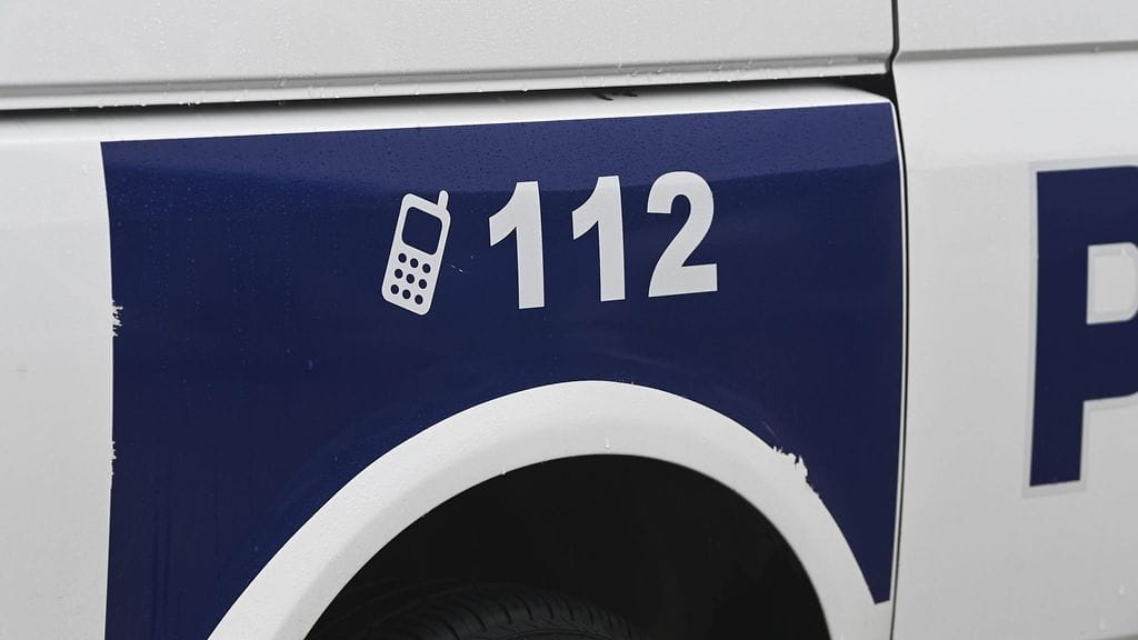 Henkilö lukittautui Jyväskylän pääkirjaston vessaan teräaseen kanssa.