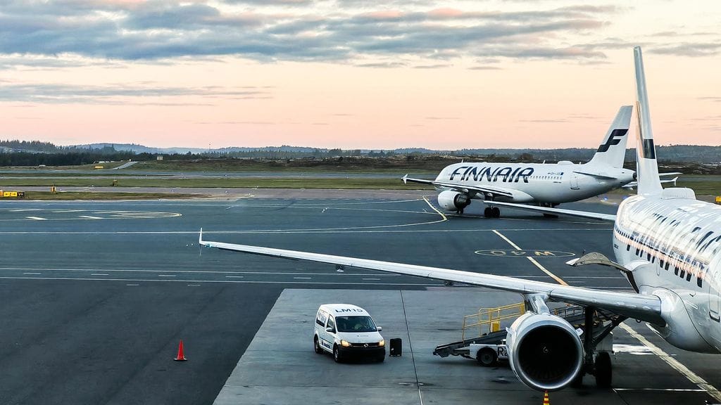 Finnair lentää Euroopassa A320-mallilla. Kuvituskuvaa Helsinki-Vantaan lentoasemalta.