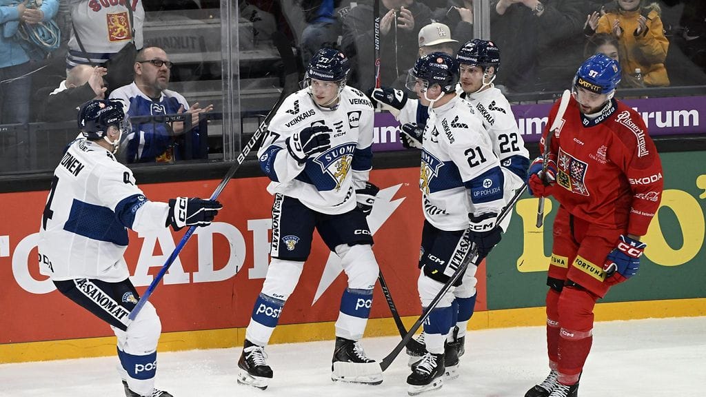 Suomi kukisti Tshekin.