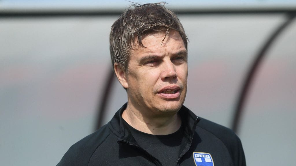 Erkka V. Lehtola siirtyy syrjään Palloliitosta.