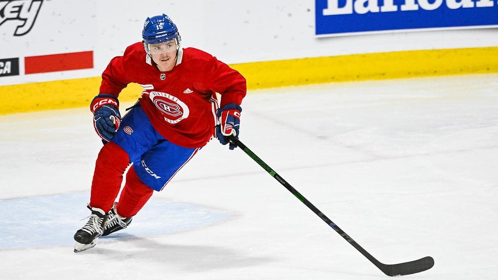 Brett Stapley viilettämässä NHL-seura Montreal Canadiensin leirillä syksyllä 2022.