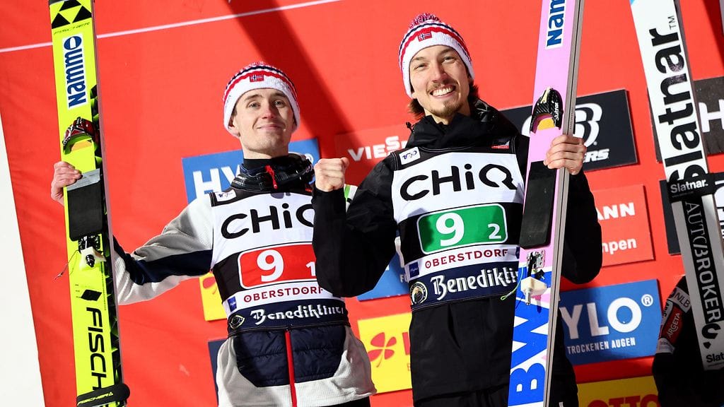 Kristoffer Eriksen Sundal (vas.) ja Johann Andre Forfang kertoivat raha-asioistaan Dagbladetille.