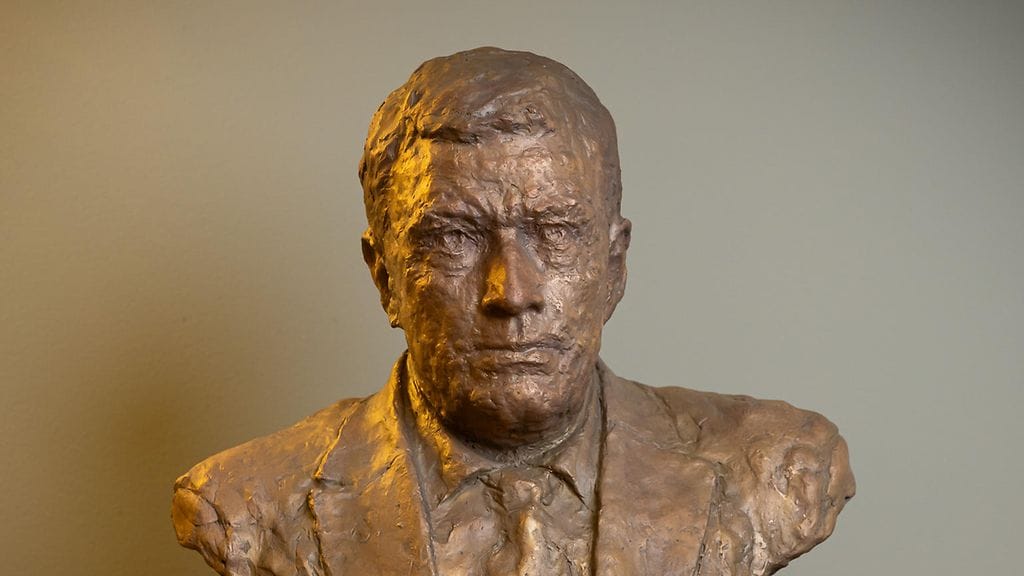 Presidentti Sauli Niinistön rintakuva