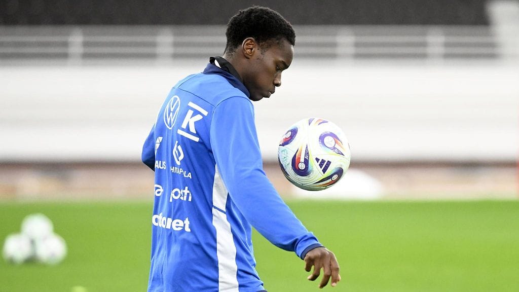 Ryan Mahuta pääsee tositoimiin.