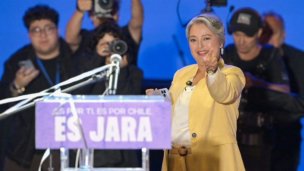 Mielipidemittauksia johtava kommunisti Jeannette Jara.