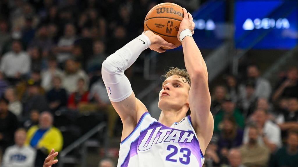 Lauri Markkanen latoi hurjasti koreja.