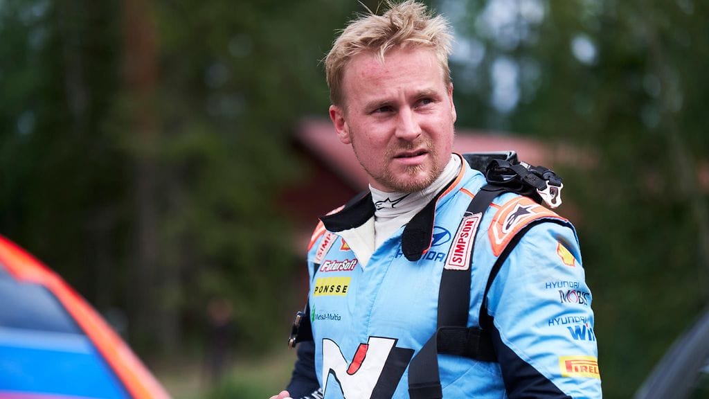 Esapekka Lappi ajoi Hyundailla kaudet 2023–2024. Nyt hän saattaa palata tuttuihin ajohaalareihin.
