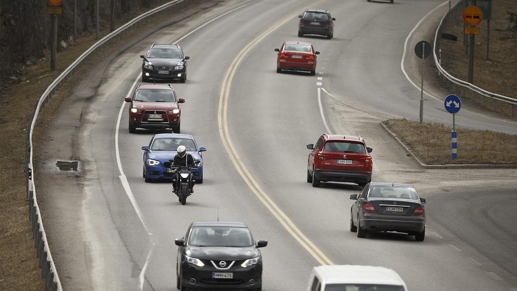 Liikennettä valtatie 9:llä vuonna 2020.