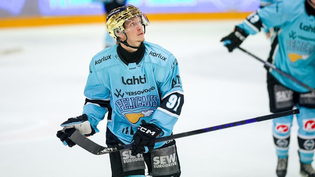 Elias Vilen jatkaa uraansa Ruotsin HockeyAllsvenskanissa.