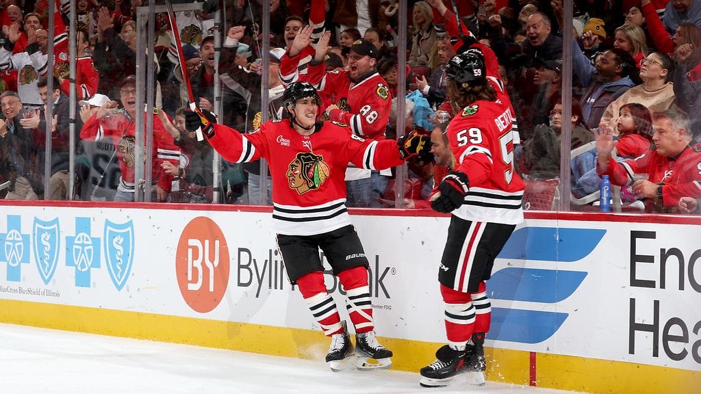 Teuvo Teräväinen (vas.) ja Tyler Bertuzzi maalasivat ja maalisyöttivät kumpikin kertaalleen.