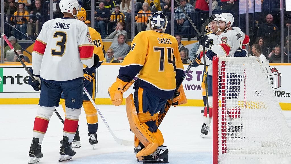 Florida Panthers mätti urakalla maaleja Juuse Saroksen selän taakse, kunnes Nashville Predators vaihtoi maalivahtia.