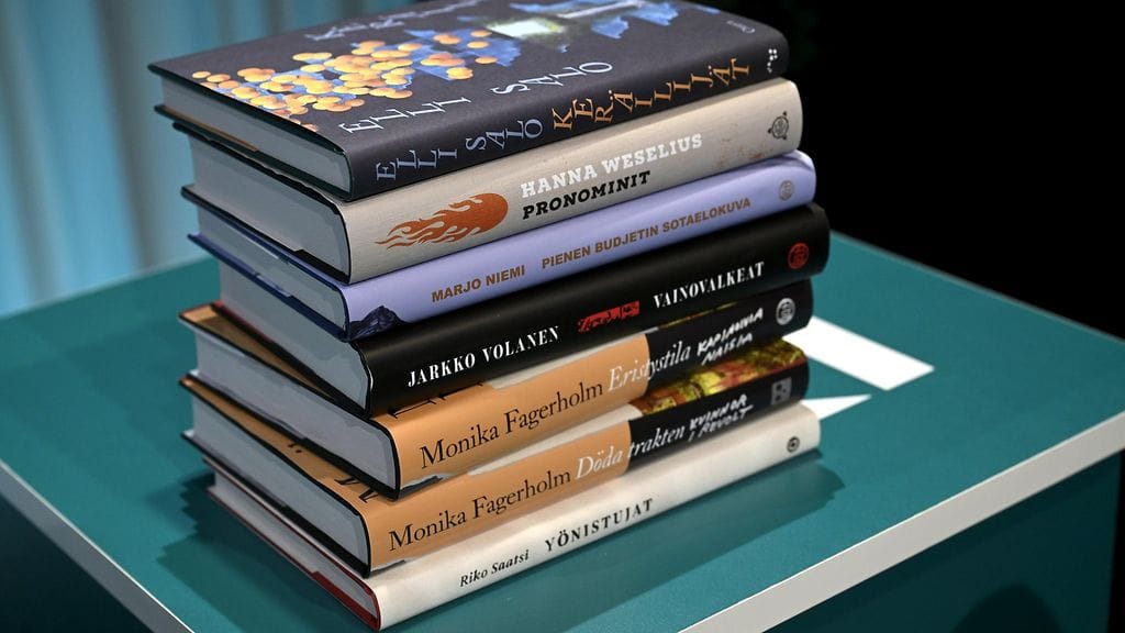 Kuvassa tämän vuoden kaunokirjallisuuden Finlandia-ehdokkaat.