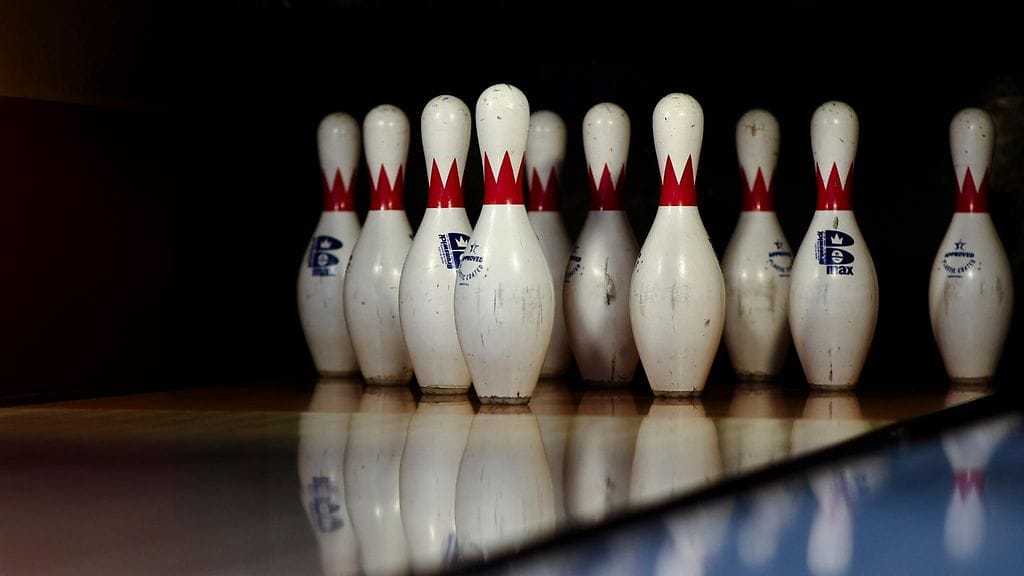 Essi Pakarinen ja Luukas Väänänen voittivat keilailun MM-kultaa. (Kuvituskuva)