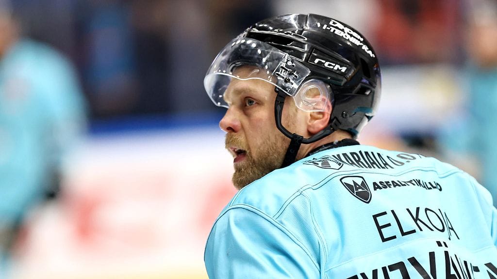 Antti Tyrväinen siirtyy JYPiin.