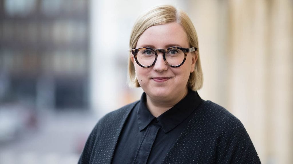 Sanna Marinin erityisavustajana työskennellyt Iida Vallin siirtyy viestintätoimisto Aina Advisorsiin.