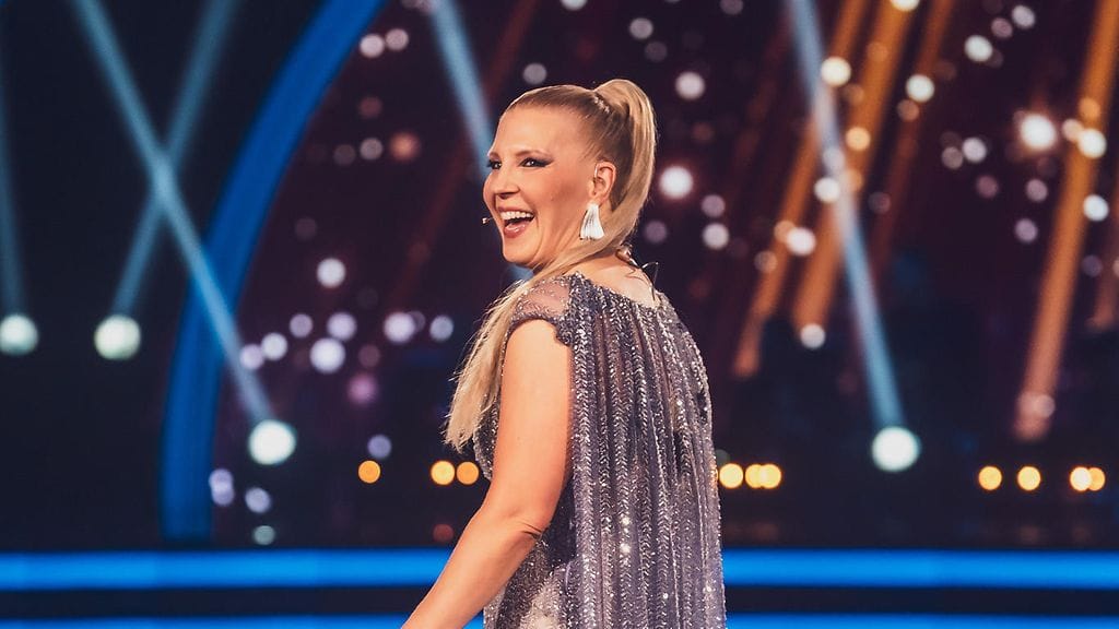 Vappu Pimiä jakoi seuraajilleen kuvia uudesta tyylistään.