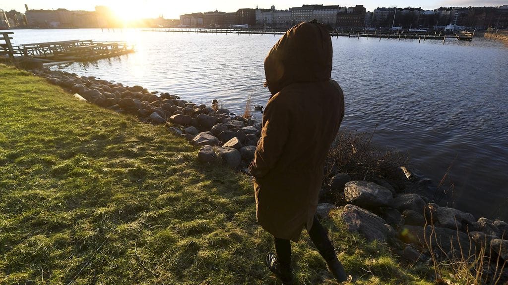 Miehistä noin neljä prosenttia ja naisista vajaat kaksi prosenttia kertoivat, ettei heillä ole yhtäkään ystävää tai kaveria. Kuvituskuva.