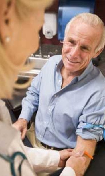 Verikokeella B12-vitamiinin puutos selviää nopeasti.