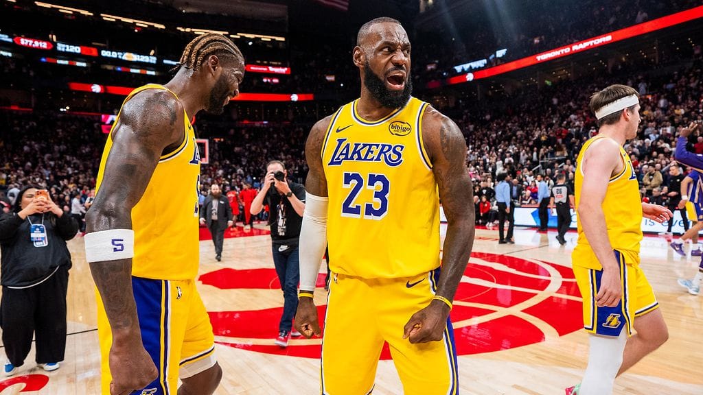 LeBron James ehti pelata 18 vuoden aikana 1 297 ottelua NBA:ssa vähintään kymmenen pisteen ottelusaldolla.