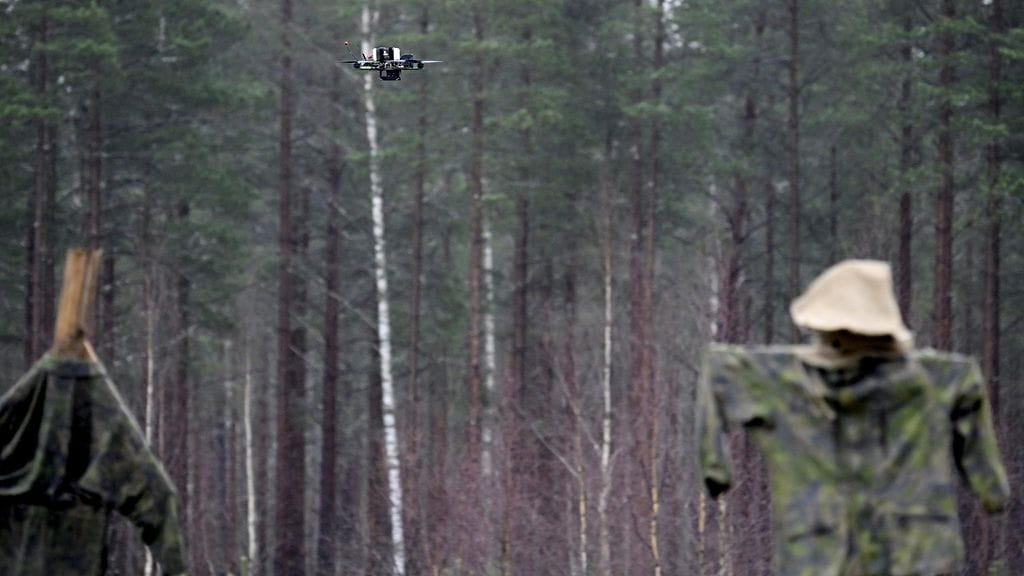 dronekoulutus lehtikuva 0912 (1)