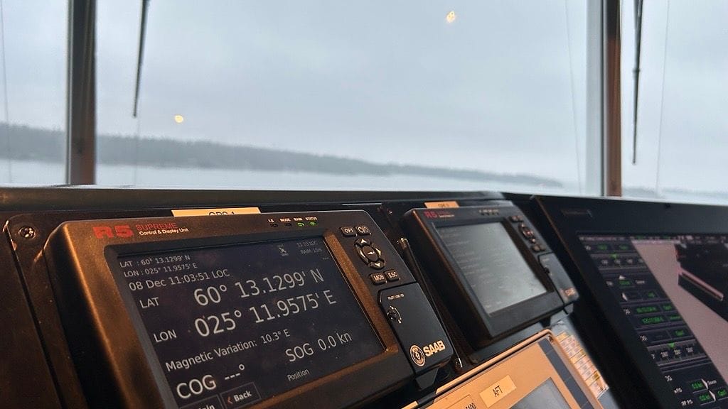 Nykyaikainen merenkulku perustuu luotettavaan satelliittinavigointiin.