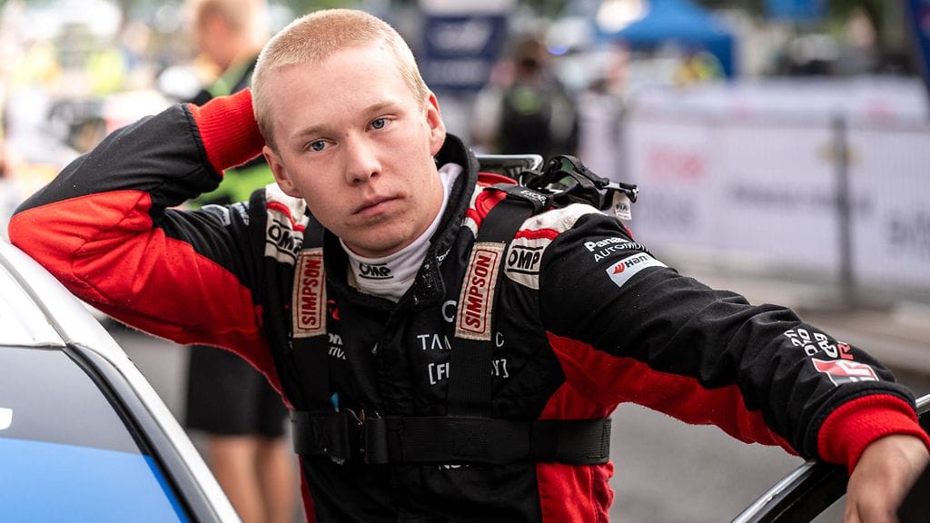 Kalle Rovanperä hyvästeli MM-rallin ja jahtaa nyt menestystä formulaluokissa.