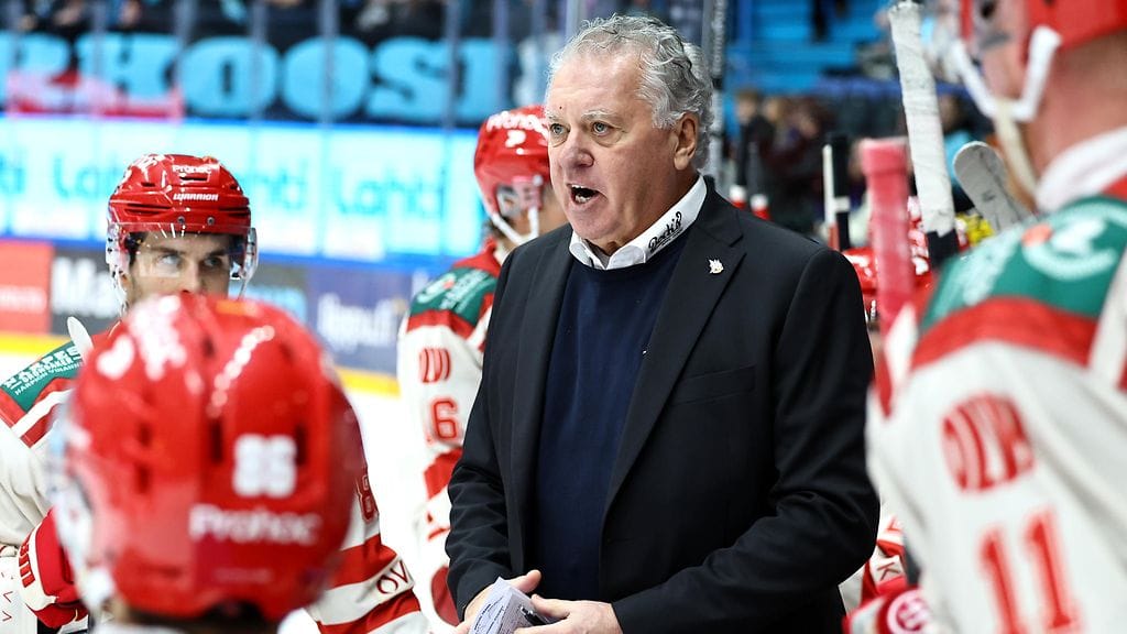 Doug Sheddenin aika Vaasassa jäi lyhyeksi.