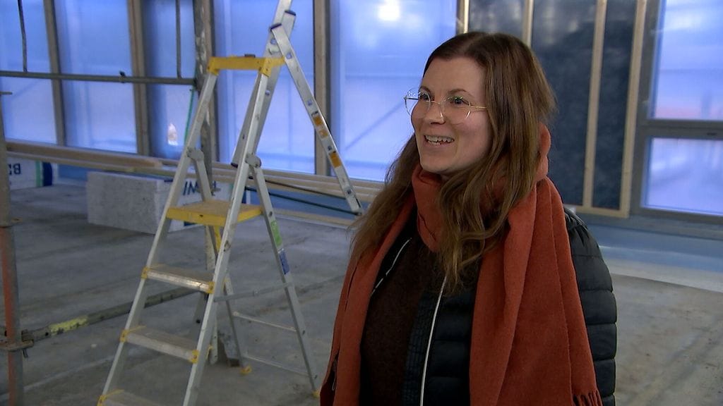 MTV Joanna Nylund rakennuttaa perheelleen jo toista omakotitaloa.