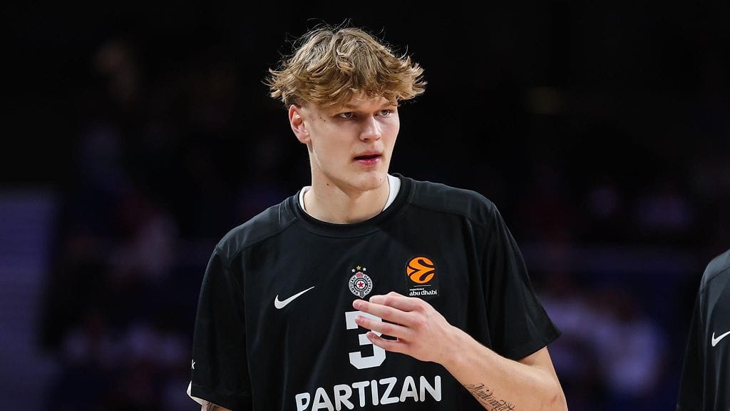 Miikka Muurinen joutuu huilille.