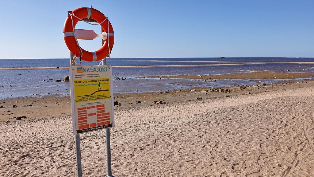 Kuvituskuva Kalajoen hiekkasärkiltä, jossa kolme nuorta hukkui viime kesänä.