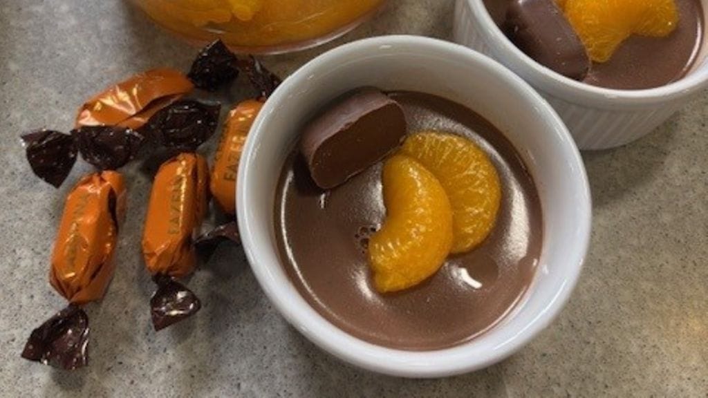 Trendikäs pannacotta sopii vaikka joulupöytään!