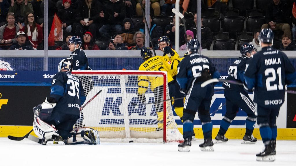 Suomi hävisi Sveitsin EHT-turnauksessa Ruotsille maalein 2-4.