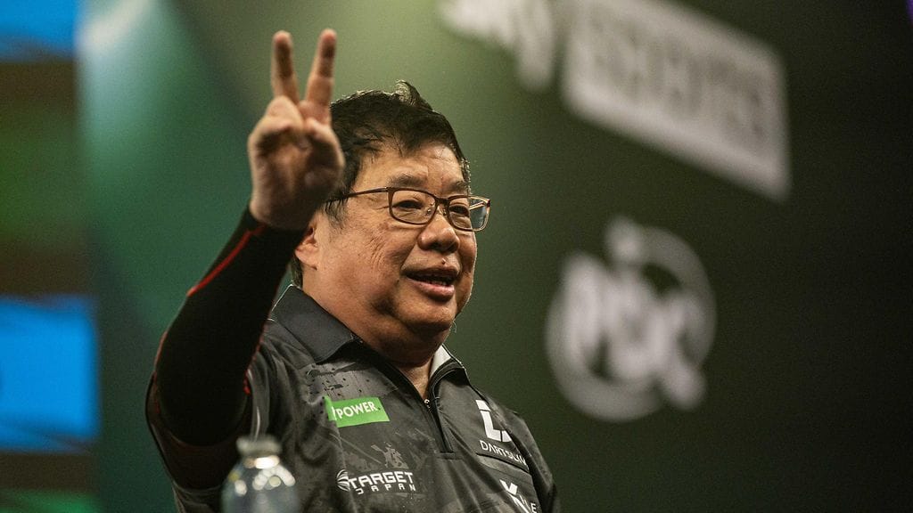 71-vuotias Paul Lim kohtaa seuraavalla kierroksella kärkinimi Luke Humphriesin.