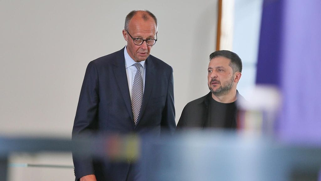 Liittokansleri Merz ja presidentti Zelenskyi Berliinissä viime elokuussa.