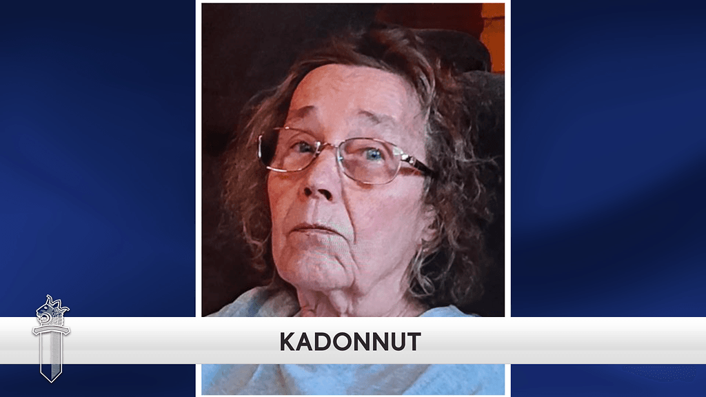 Poliisi julkaisi kuvan kadonneesta naisesta.