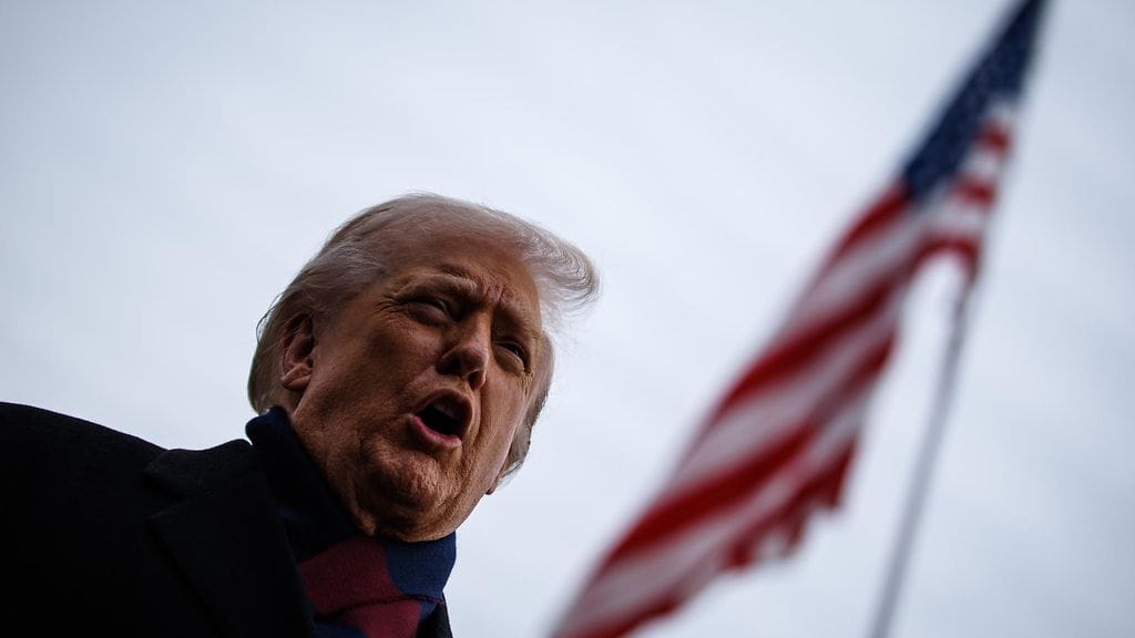 Trump on uhkaillut aloittavansa iskut myös Venezuelan maaperälle.